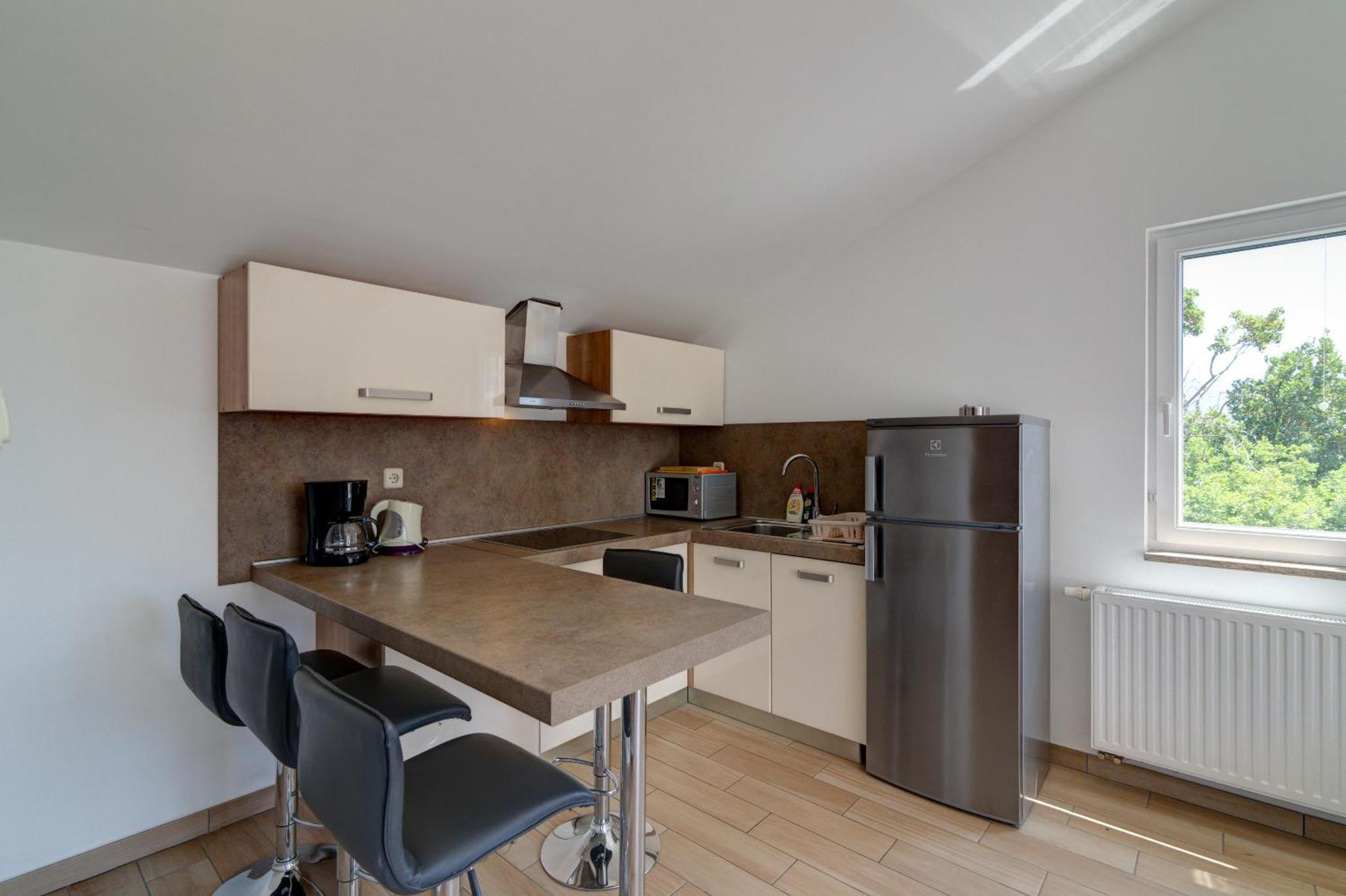 Apartmani Lili Novi Vinodolski Bagian luar foto